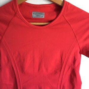 Athleta Ruched Stretchy Activewear Tee